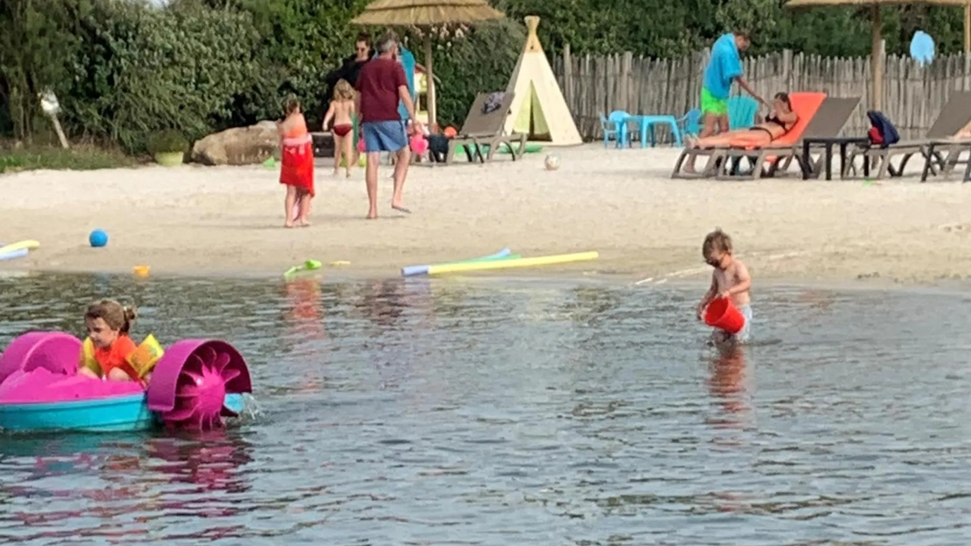 Camping Paradis Le Moulin Des Oies Belz