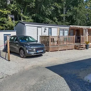 Domaine Du Bois D Camping